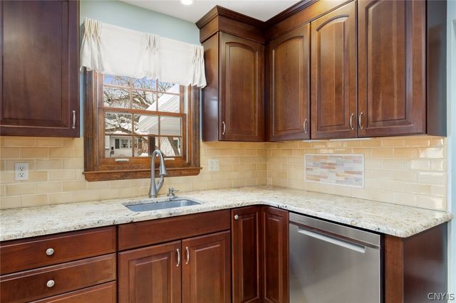 24 Stebbins Drive, Kirkland, NY 13323