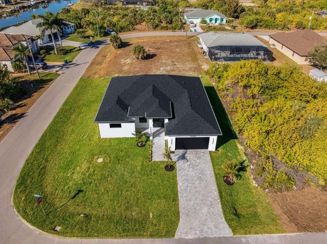 10065 MEMPHIS STREET, Port Charlotte, FL 33981