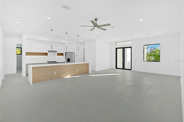 10065 MEMPHIS STREET, Port Charlotte, FL 33981