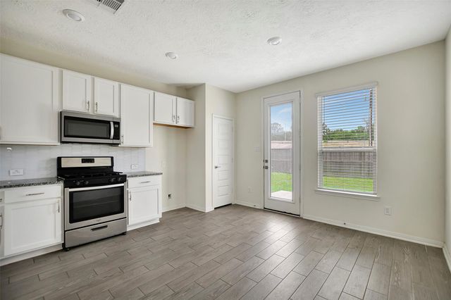 41523 Stampede Stream Drive, Magnolia, TX 77354