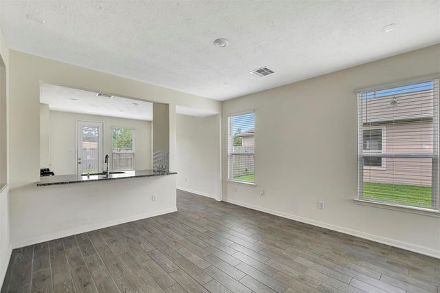 41523 Stampede Stream Drive, Magnolia, TX 77354