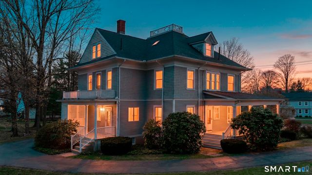 1062 Main Street, Glastonbury, CT 06073