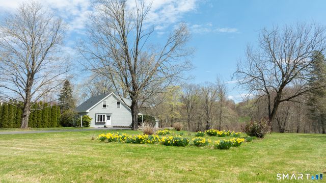 1062 Main Street, Glastonbury, CT 06073