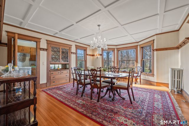 1062 Main Street, Glastonbury, CT 06073