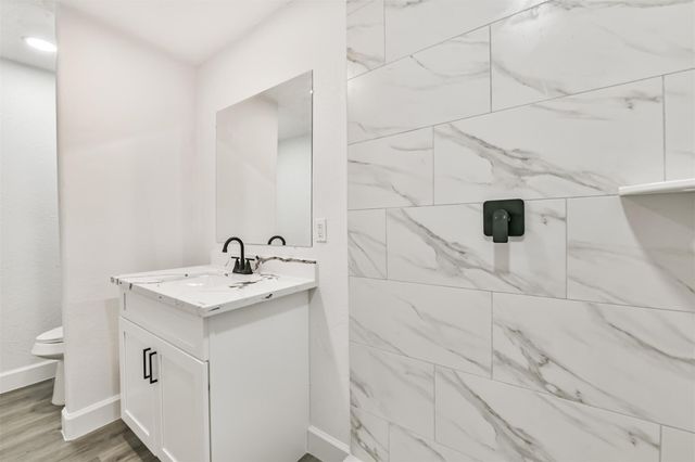 2121 County Road 892, Alvin, TX 77511