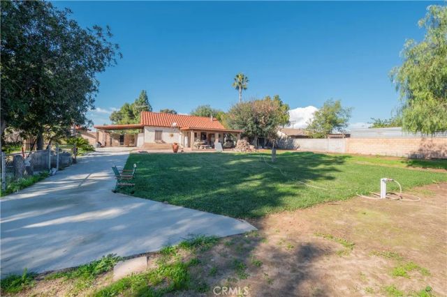 807 S Acacia, Rialto, CA 92376