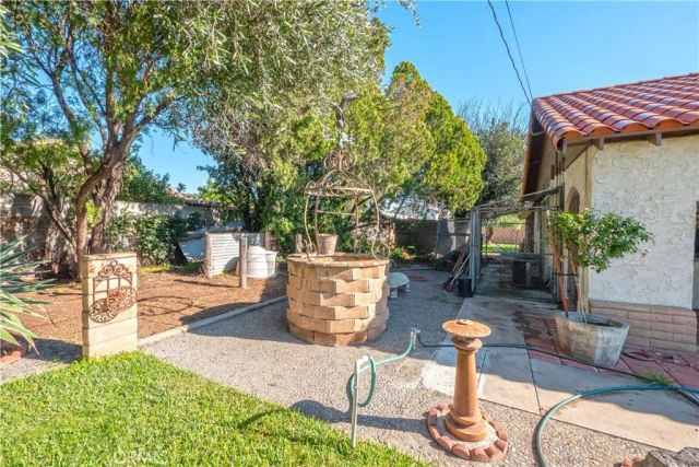 807 S Acacia, Rialto, CA 92376