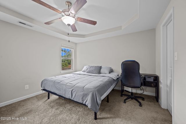 434 Mccall Drive, Jacksonville, NC 28540