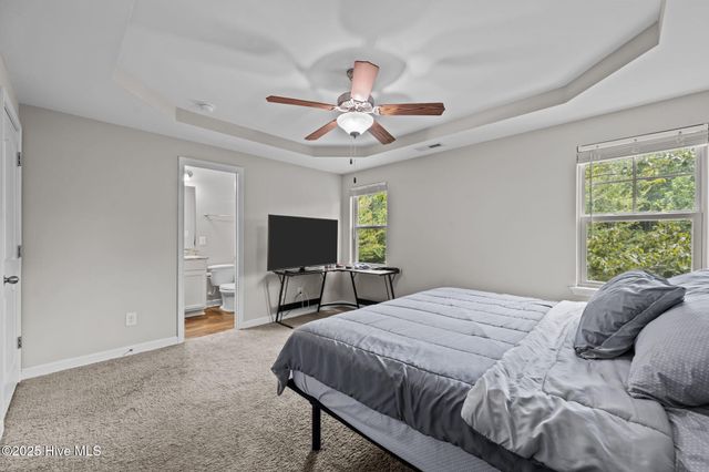 434 Mccall Drive, Jacksonville, NC 28540