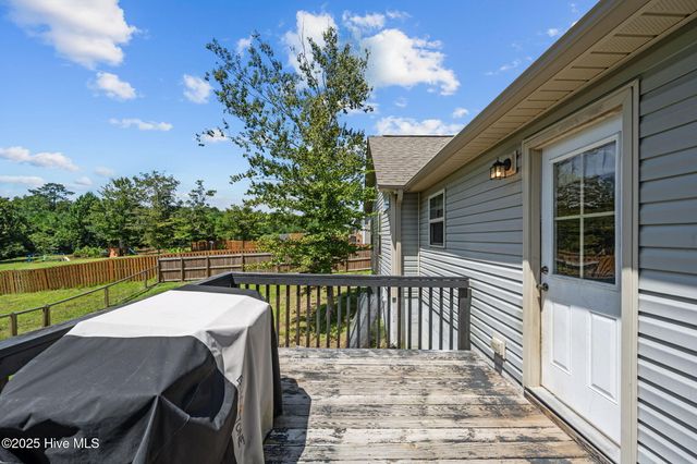 434 Mccall Drive, Jacksonville, NC 28540