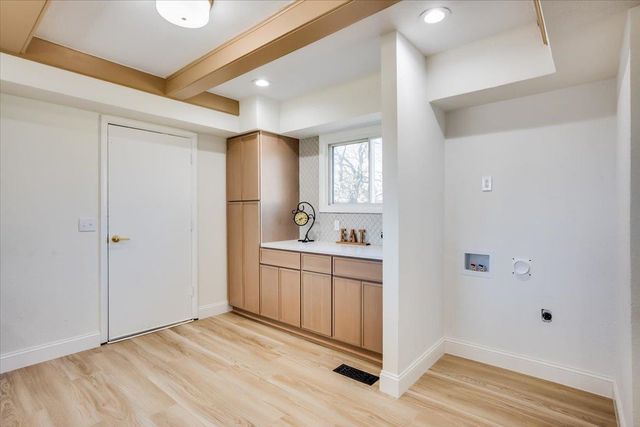 6136 E 9th St N, Wichita, KS 67208