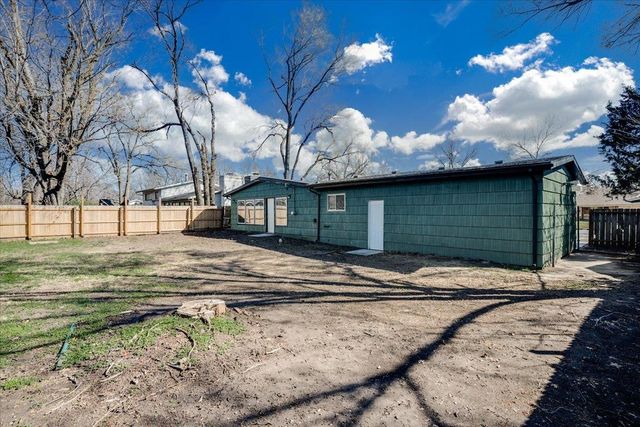 6136 E 9th St N, Wichita, KS 67208