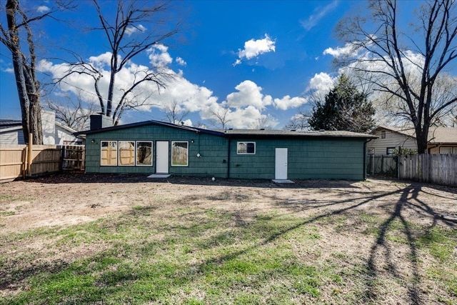 6136 E 9th St N, Wichita, KS 67208