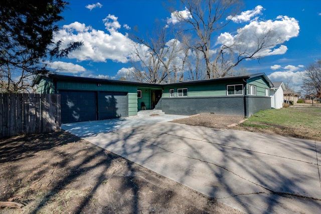 6136 E 9th St N, Wichita, KS 67208