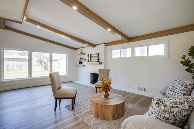 6136 E 9th St N, Wichita, KS 67208