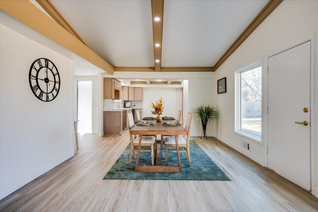 6136 E 9th St N, Wichita, KS 67208