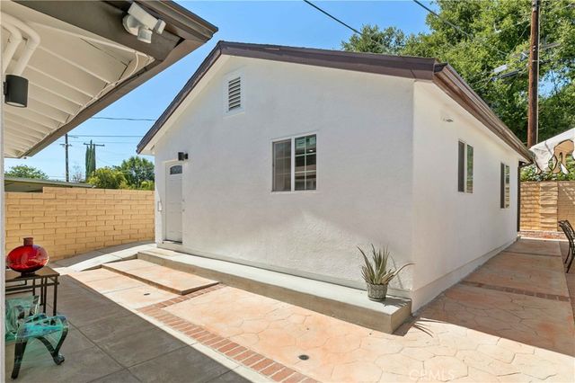 22737 Rodax, West Hills, CA 91304