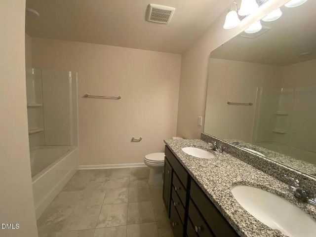 2124 Fox Chapel Place, Fuquay Varina, NC 27526