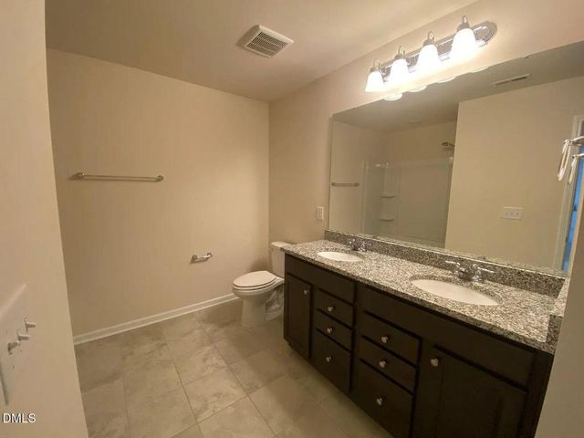 2124 Fox Chapel Place, Fuquay Varina, NC 27526