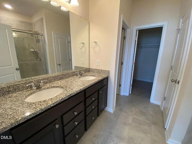 2124 Fox Chapel Place, Fuquay Varina, NC 27526