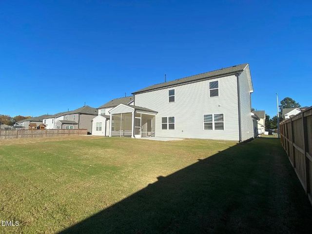 2124 Fox Chapel Place, Fuquay Varina, NC 27526