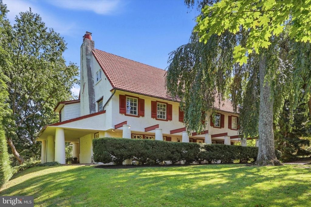 1215 W MONTGOMERY AVE, BRYN MAWR, PA 19010 — photo 2