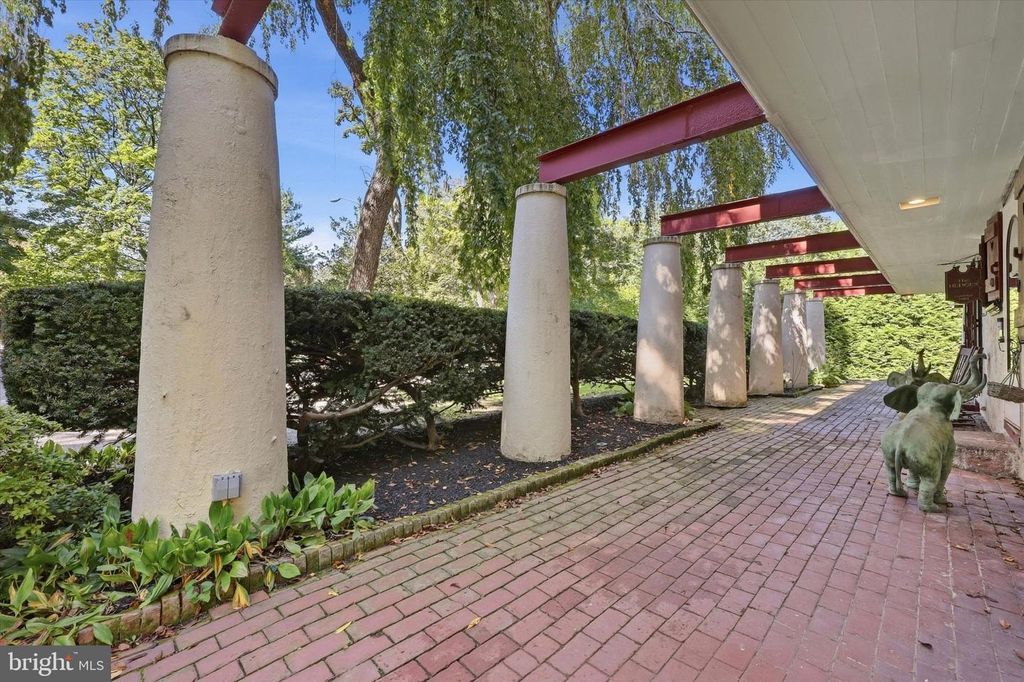 1215 W MONTGOMERY AVE, BRYN MAWR, PA 19010 — photo 4