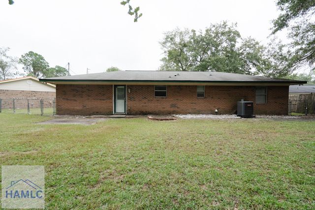 174 Sequoia Circle, Hinesville, GA 31313