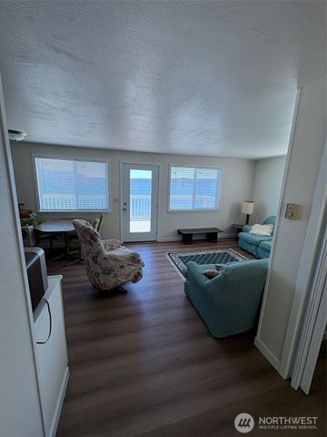 22600 N US HWY 101, Shelton, WA 98584