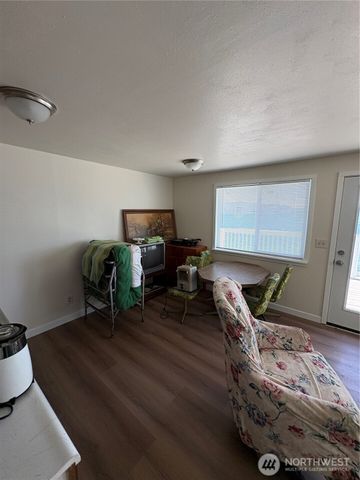 22600 N US HWY 101, Shelton, WA 98584