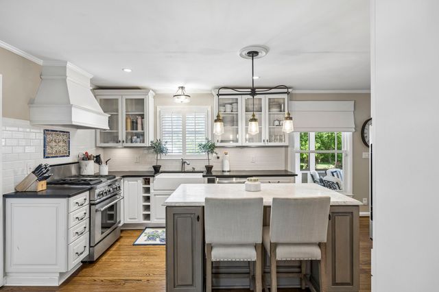 5911 Post Rd, Nashville, TN 37205