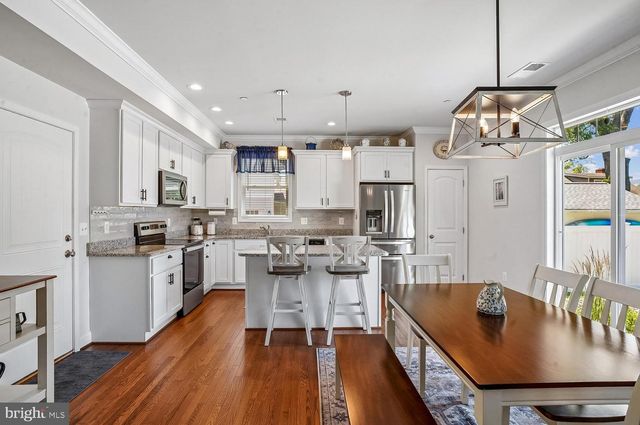 1613 LEE DR, Edgewater, MD 21037