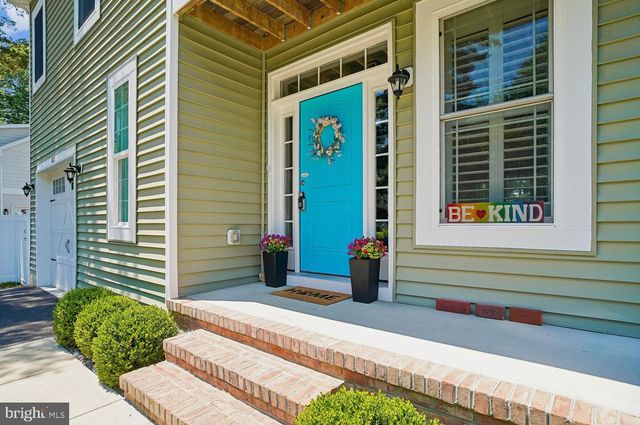 1613 LEE DR, Edgewater, MD 21037