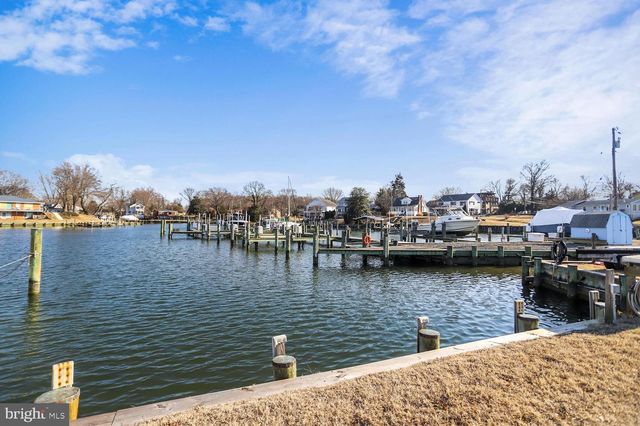 1613 LEE DR, Edgewater, MD 21037
