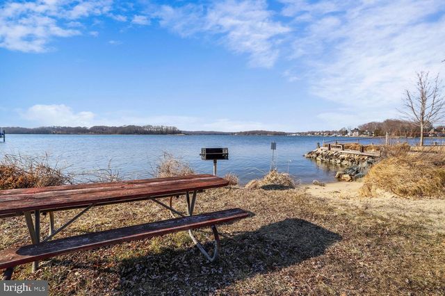1613 LEE DR, Edgewater, MD 21037