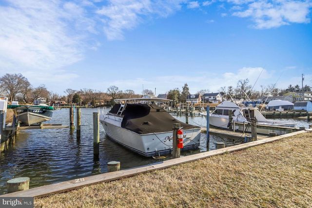 1613 LEE DR, Edgewater, MD 21037