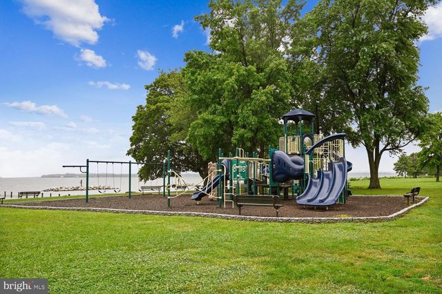 1613 LEE DR, Edgewater, MD 21037