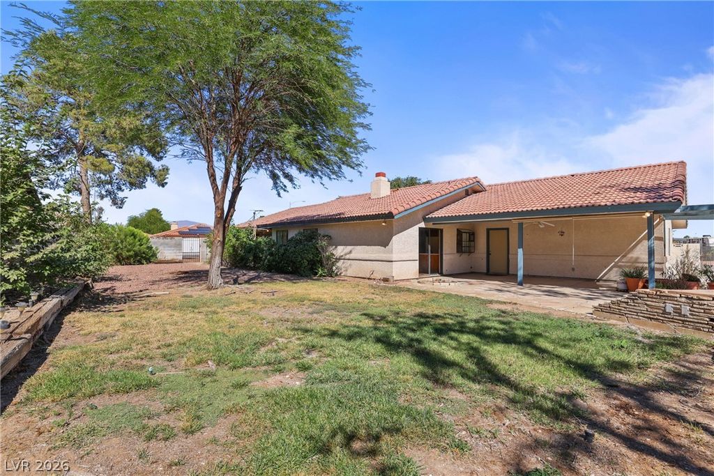 5601 Paseo Recallo Court, Las Vegas, NV 89108 — photo 5