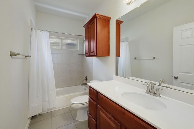 1401 Little Elm TRL 104, Cedar Park, TX 78613