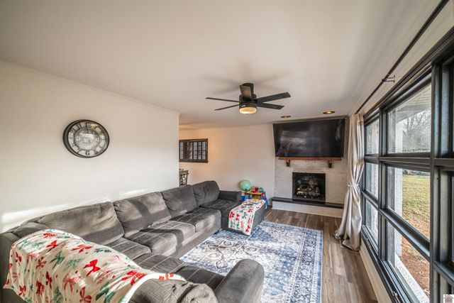 2431 Trimble Street, Paducah, KY 42001