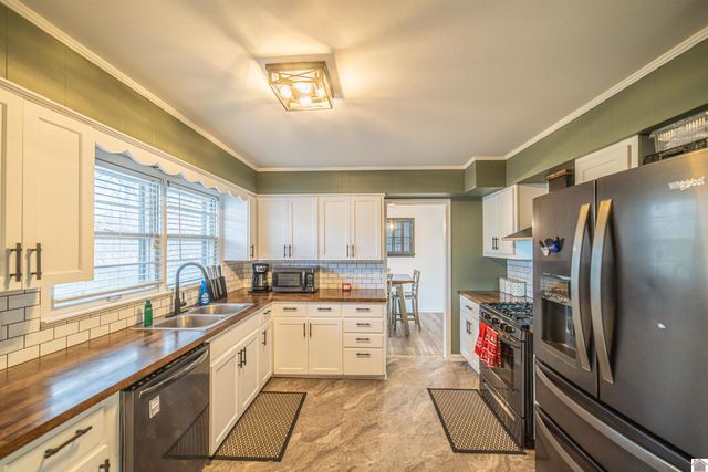 2431 Trimble Street, Paducah, KY 42001