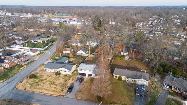 2431 Trimble Street, Paducah, KY 42001