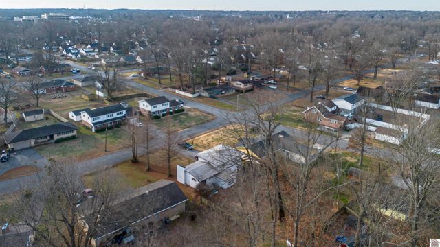 2431 Trimble Street, Paducah, KY 42001