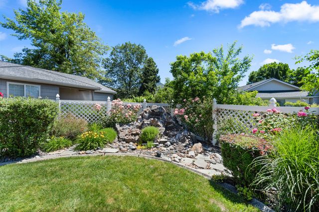 2768 Kerrisdale Ridge Drive, Medford, OR 97504