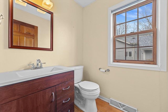 1365 Poplar Ridge COURT, Brookfield, WI 53045