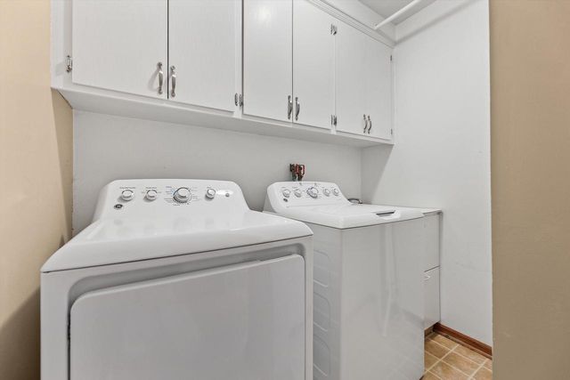 1365 Poplar Ridge COURT, Brookfield, WI 53045