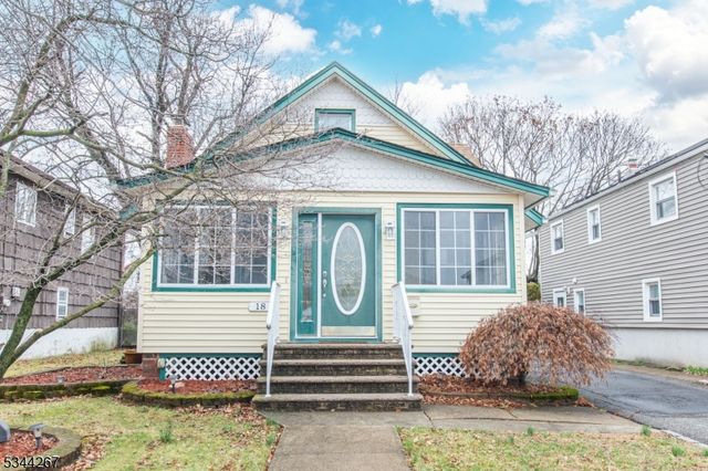 18 Johnson St, Clifton City, NJ 07014