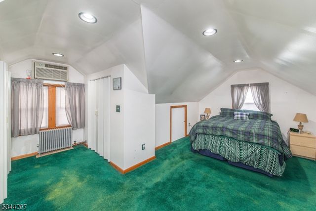 18 Johnson St, Clifton City, NJ 07014