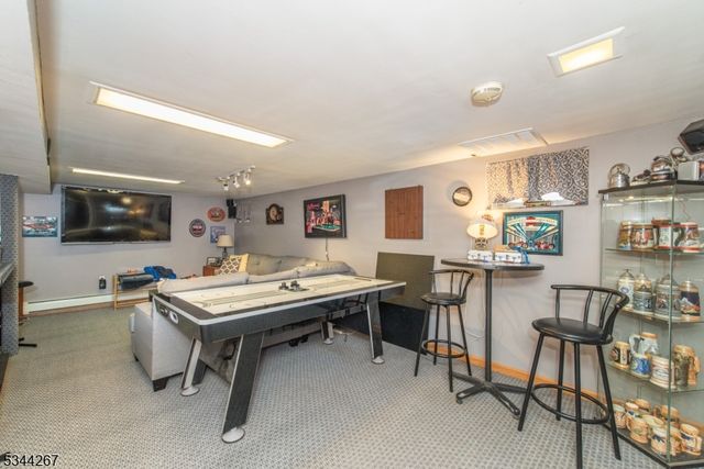 18 Johnson St, Clifton City, NJ 07014