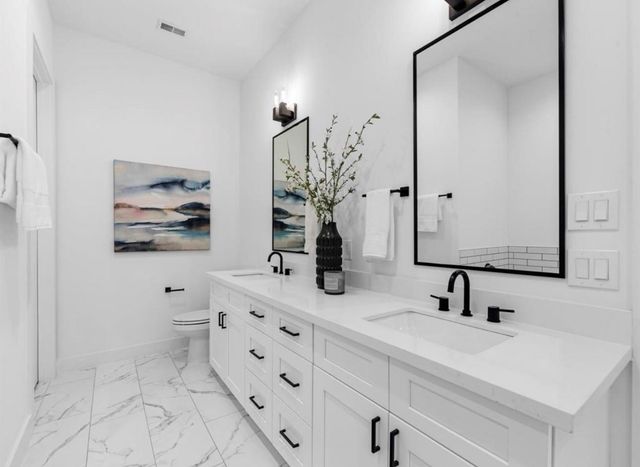 5910 Val Verde St, Houston, TX 77057